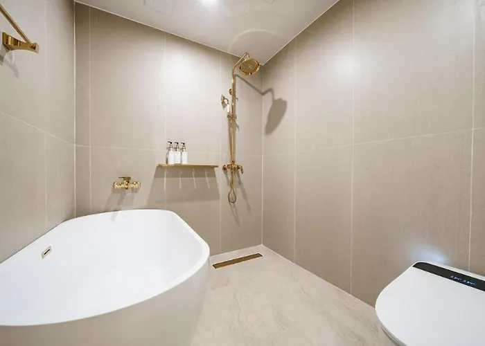 Munhyeon Signature Denbasta Busan